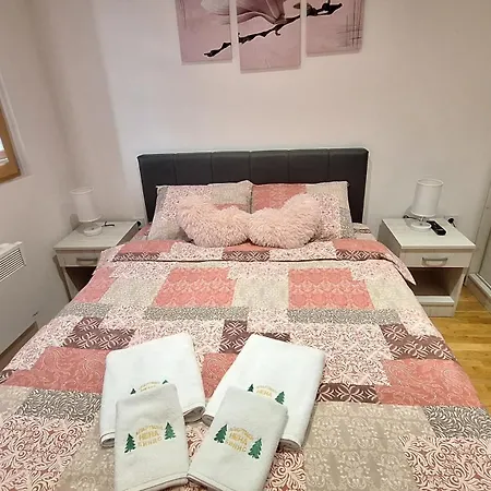 Nena Lux Lejlighed *