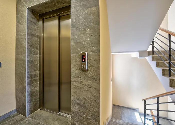 Nena Lux * זלאטיבור